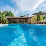 Villa Lipa