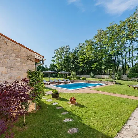 Villa Lipa
